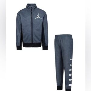 Jordan Kids Matching Set in Gray and Black